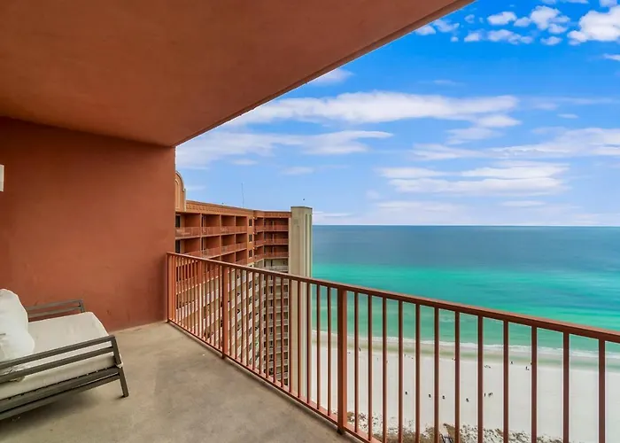 Ocean-View Pcb Penthouse In Shores Of Panama!