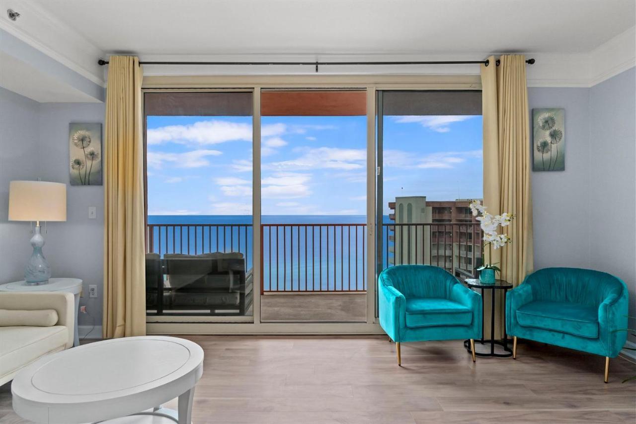 Ocean-view Pcb Penthouse In Shores Of Panama! Apartment