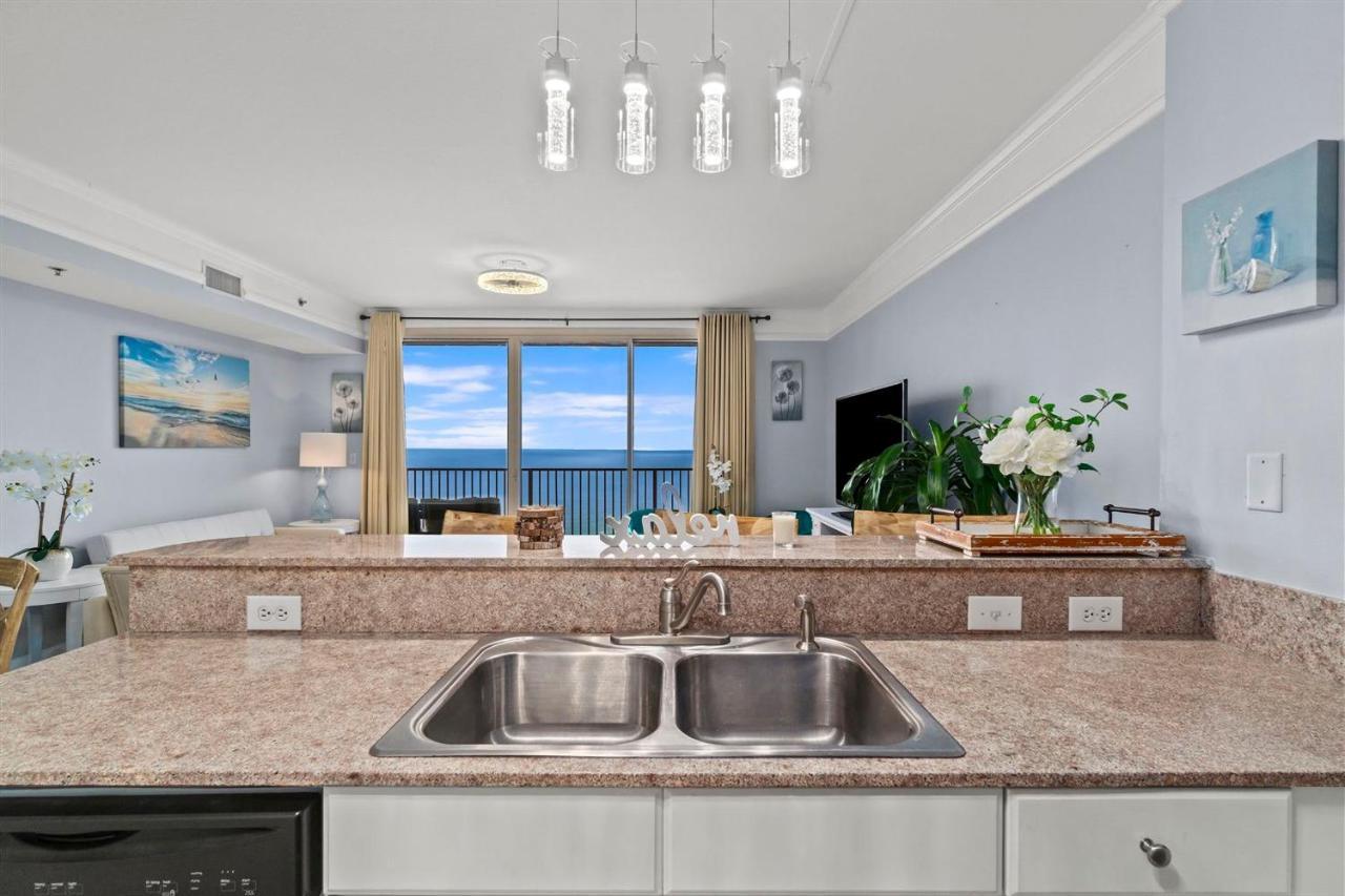 Apartment Ocean-view Pcb Penthouse In Shores Of Panama! *